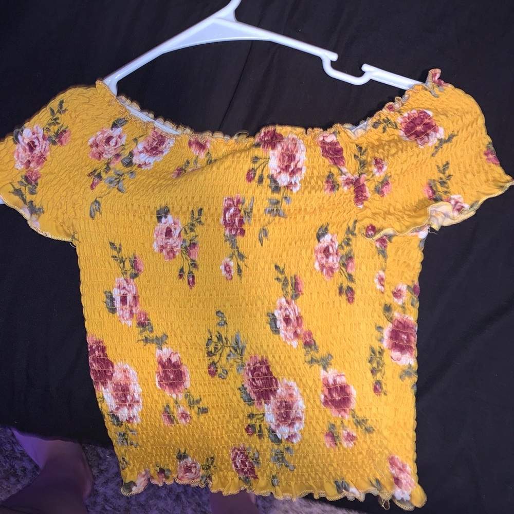 Off shoulder crop top